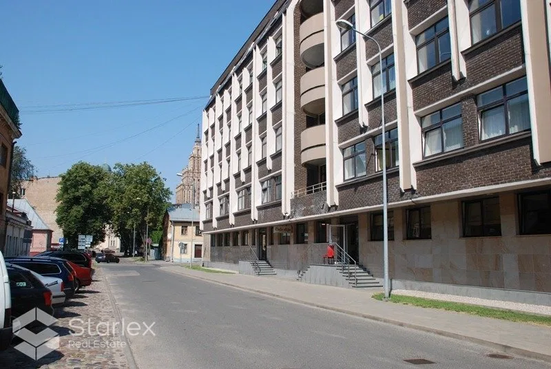 Biroja telpas centrā – Elijas ielā 17 4