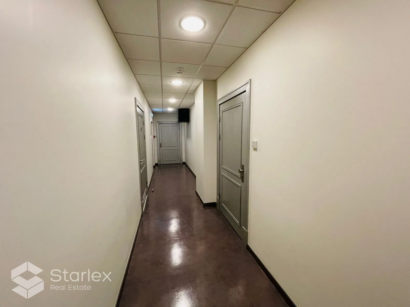 Medicīnas iestādei piemērotas telpas Rīgas centrā pretī T/C ''Stockmann'' 4