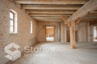 Spīķeru kvartāls: loft stila showroom telpas nomai 3
