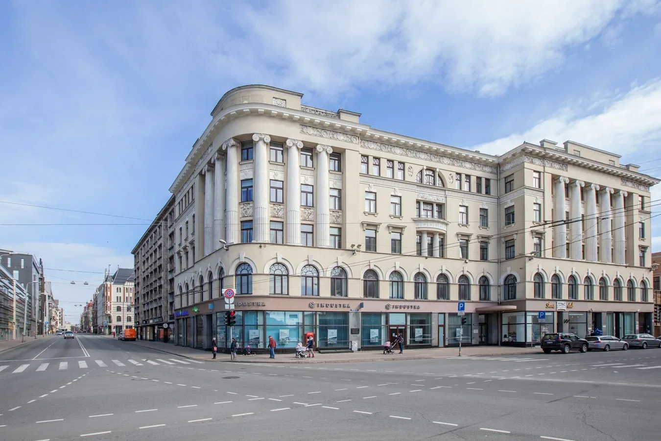 Ekskluzīvs, gaišs dzīvoklis pie ''Radisson Blu Hotel Latvia''