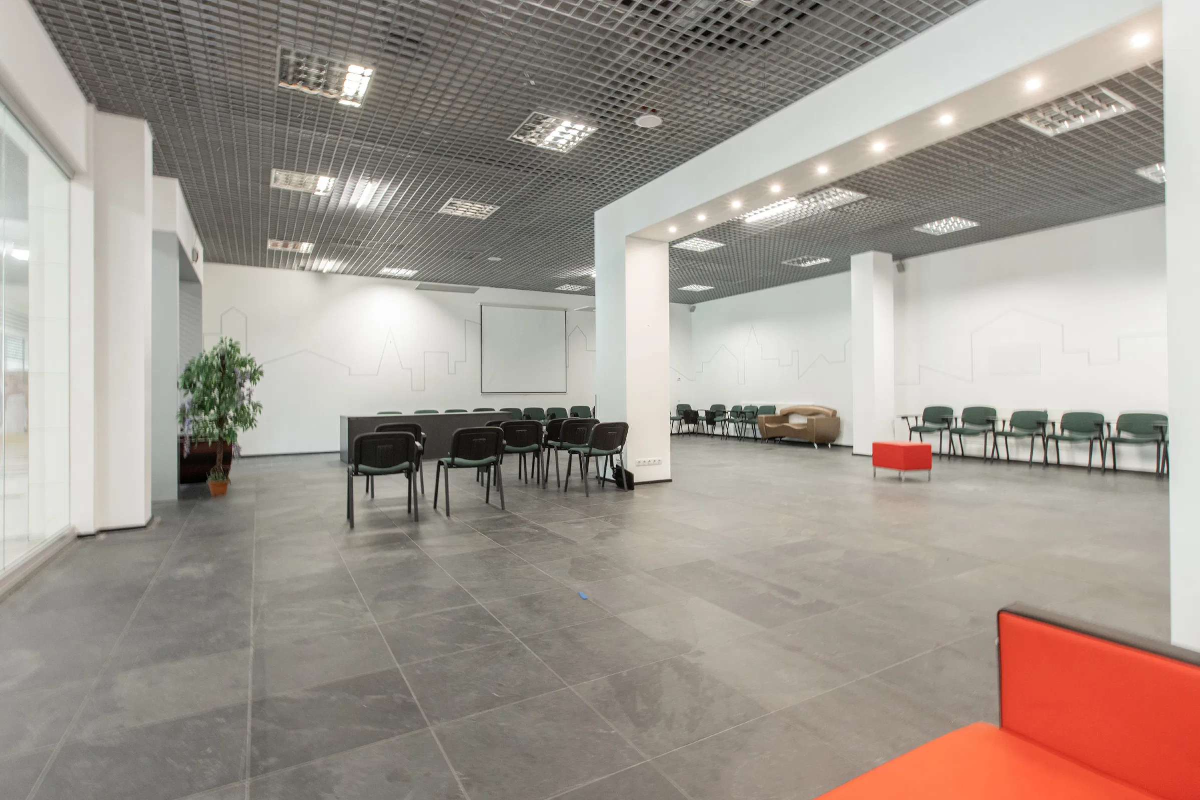 Plašas tirdzniecības telpas Panorama Plaza