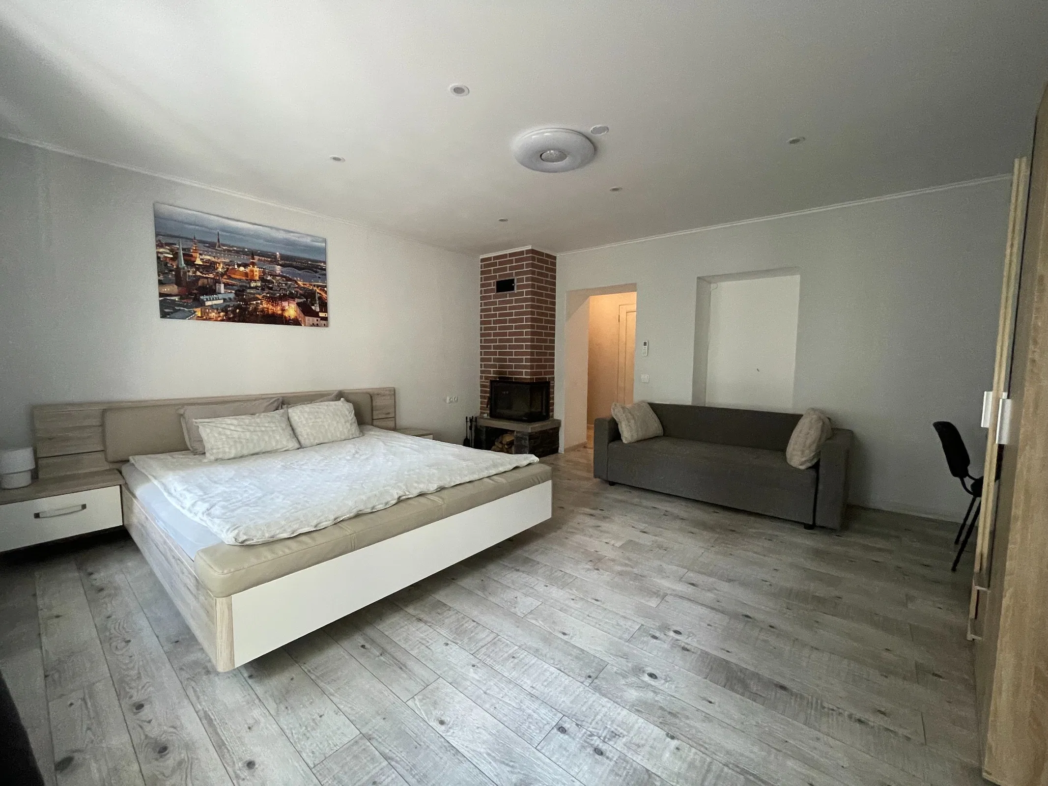 Airbnb bizness pie Rīgas centra!