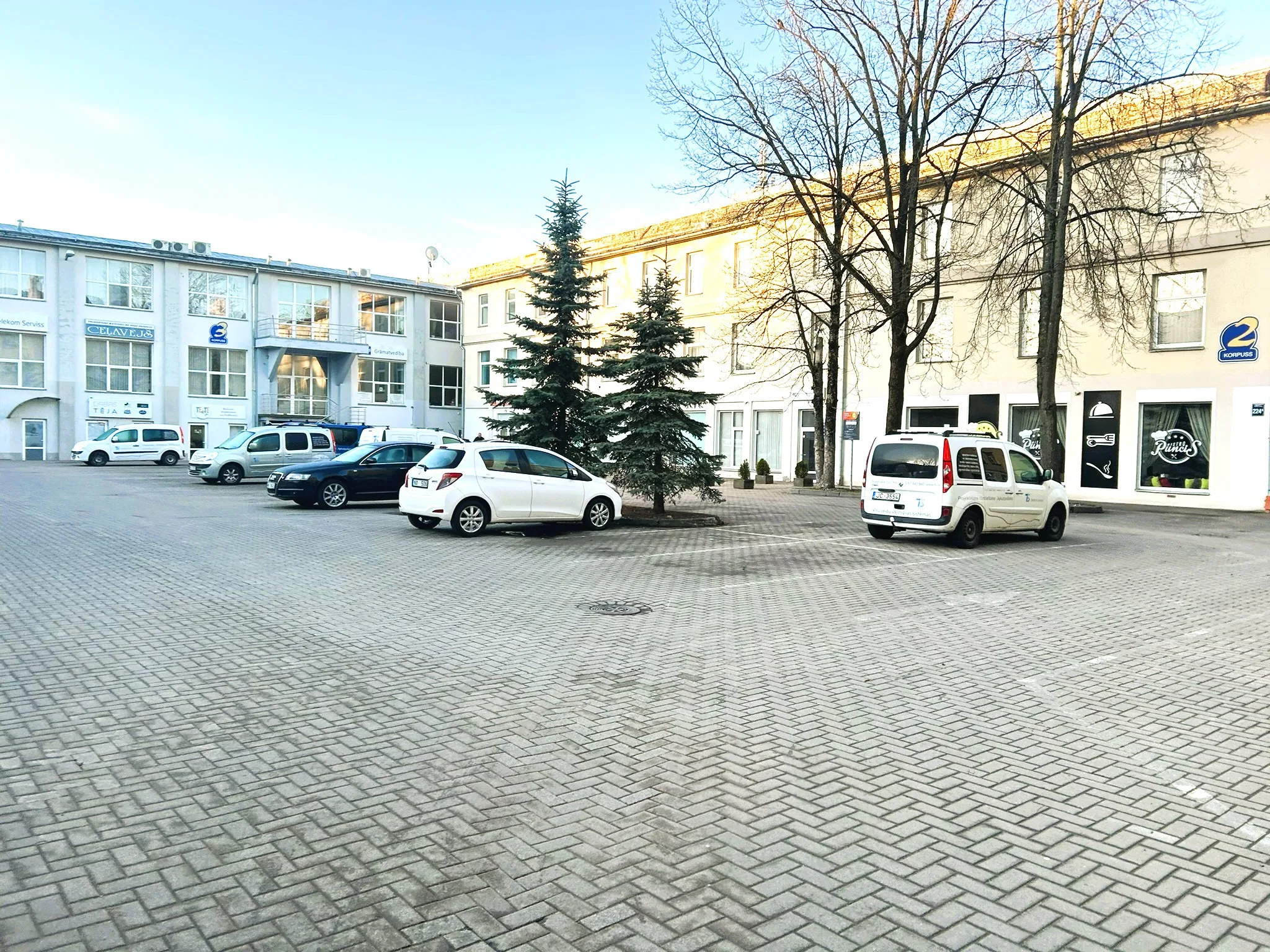 VEF kvartāls + biroja telpas + open space