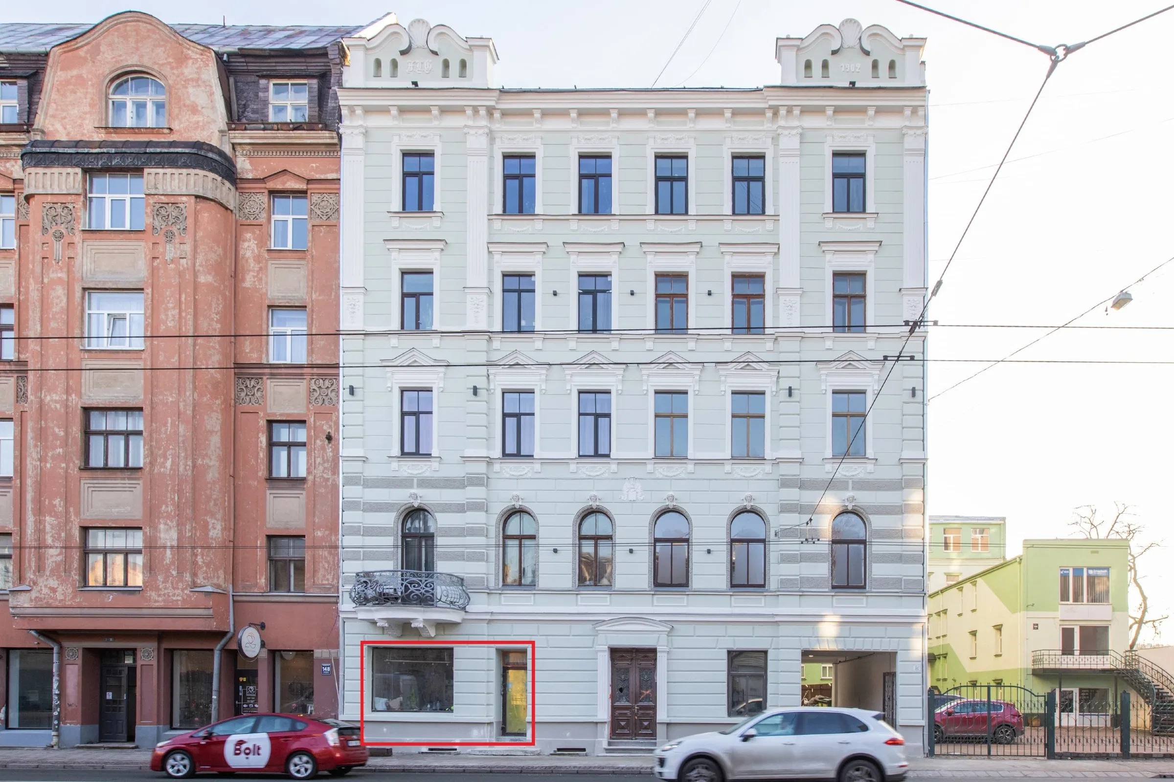 Pārdod perspektīvas komerctelpas Rīgas centrā – Brīvības ielā 146